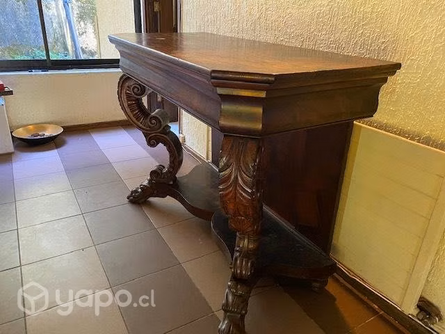 Arrimo antiguo en madera nativa, impecable