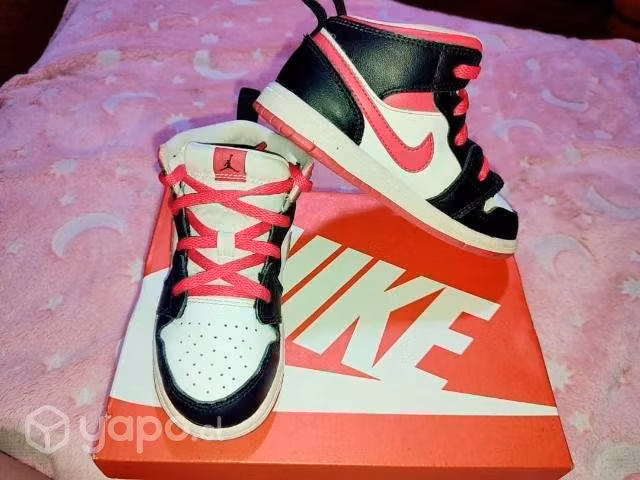 Zapatillas Jordan niña