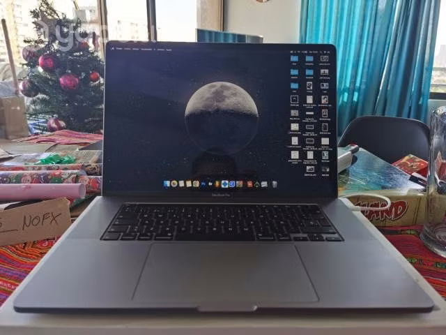 Macbook pro 16" intel core i9 32 gb ram-1tb ssd sp