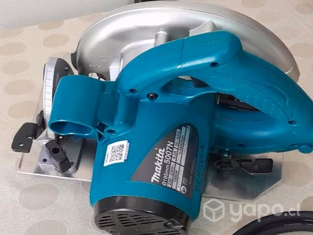 sierra circula nueva marcs?makita
