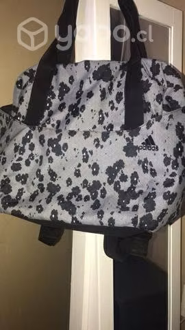Polera alaniz lentejuelas