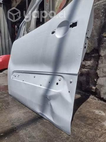 Puerta del izq Peugeot Partner 2012-2019