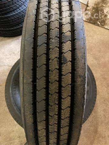 Neumático maxxis 9.5r17.5 nuevos 2 unidades - Imagen 4