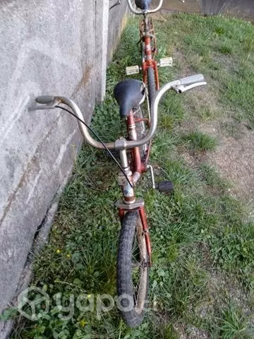Bicicleta clásica niño funcionando