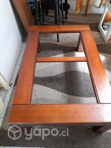 Mesa de centro con vidrio
