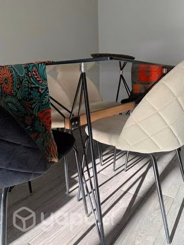 Comedor vidrio con 6 sillas