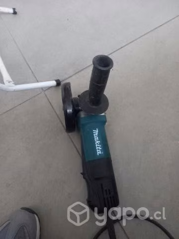 Atornillador + galletero makita
