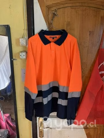 Polera trabajo