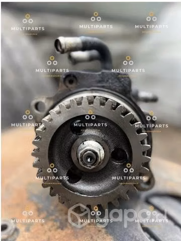 Bomba direccion chevrolet NQR 919