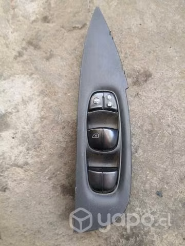 Botonera central Nissan Xtrail 2017 /21