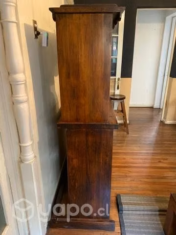 Bar de madera maciza