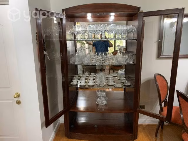 Vitrina clasica de caoba - Imagen 6