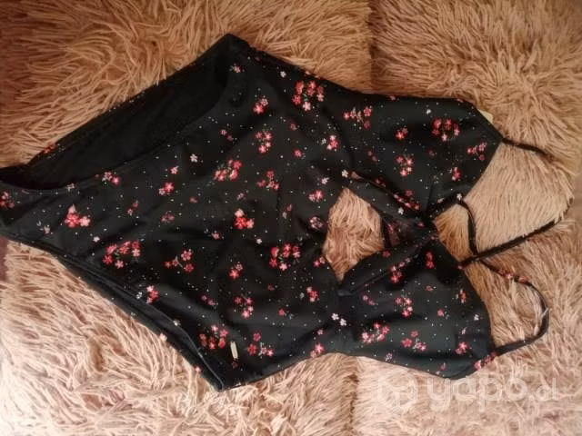 Traje de baño flores - Imagen 3