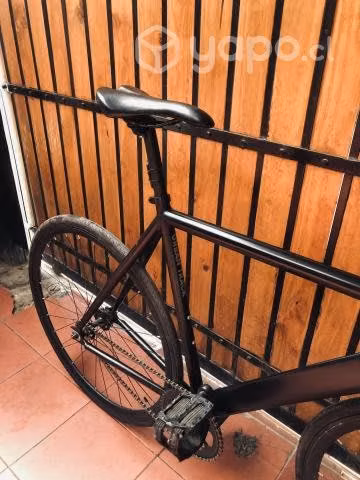 Bicicleta Fixie + casco specialiced + kit de lente