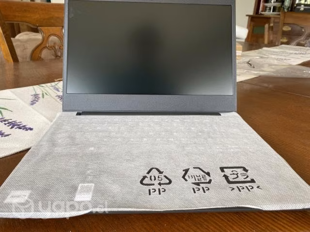 Notebook Lenovo - Imagen 3