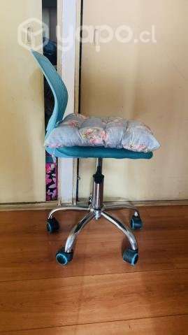 escritorio + silla - Imagen 4