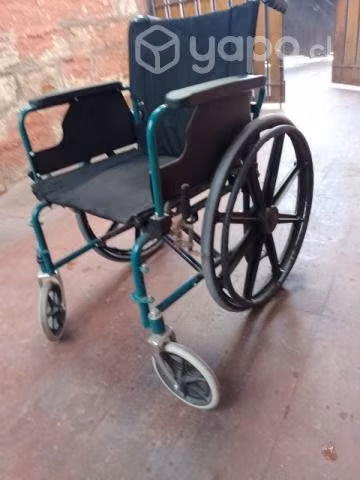 Silla de ruedas usada