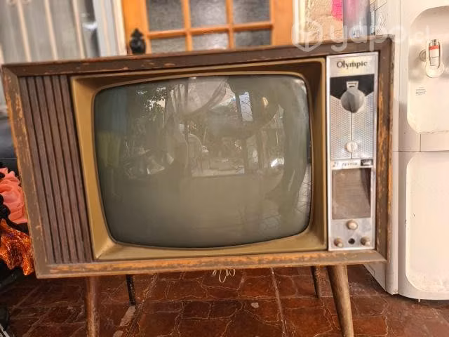Televisor Antiguo Muy bien Cuidado