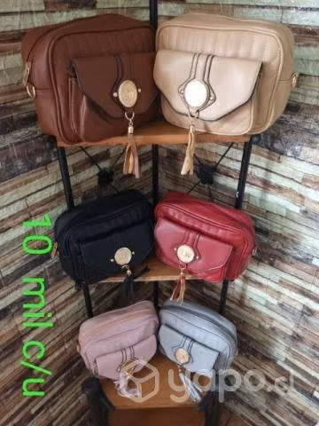 bellas mochilas y carteras para