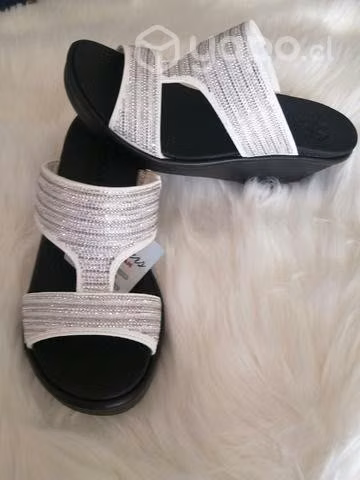 Sandalias Skechers - Imagen 2