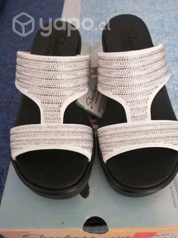 Sandalias Skechers