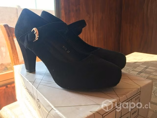 Tacones negro