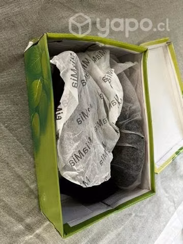 Zapato de vestir negro, sin uso