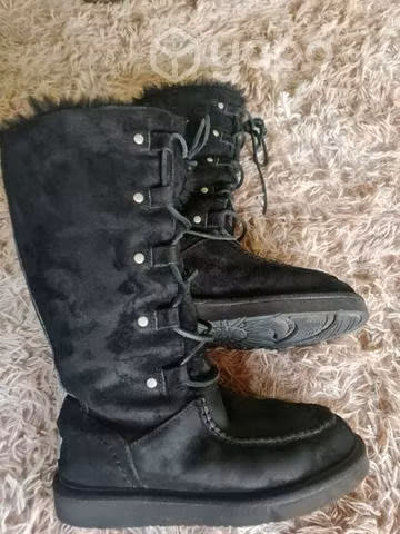 BOTAS UGG AUSTRALIA 38 y 1/2 ORiGINALES!