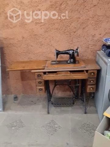 Hermosa máquina coser Singer