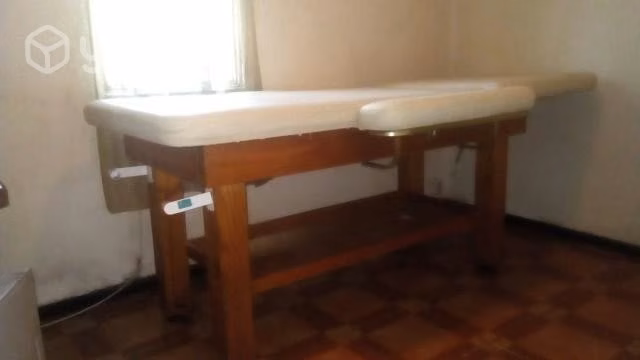 Camilla con base de madera - Imagen 4