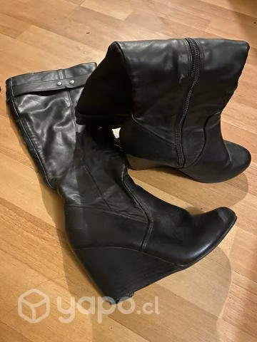 Botas prácticamente nuevas - Imagen 2