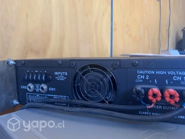 Amplificador QSC MX-700