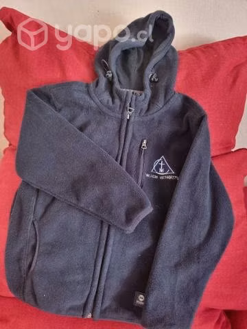 Uniforme colegio metodista Temuco - Imagen 3