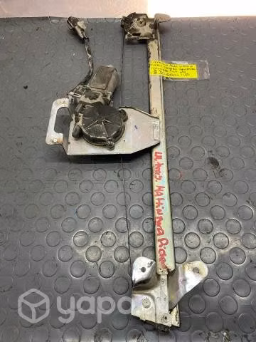 Cremallera alza vidrio puerta trasera izq MaHINDRA