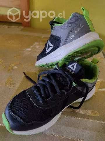 Zapatillas 28 niño poco uso