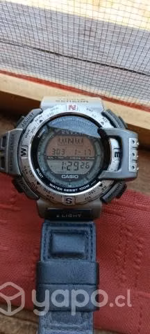 Reloj Casio Pathfinder PAT 400