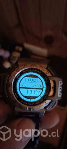 Reloj Casio Pathfinder PAT 400