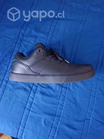 Zapatillas para colegio Maui talla 42 - Imagen 6