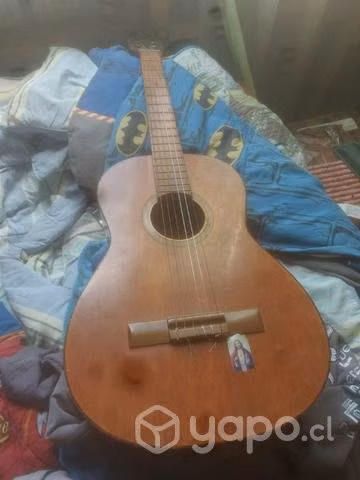 Gitarra acustica