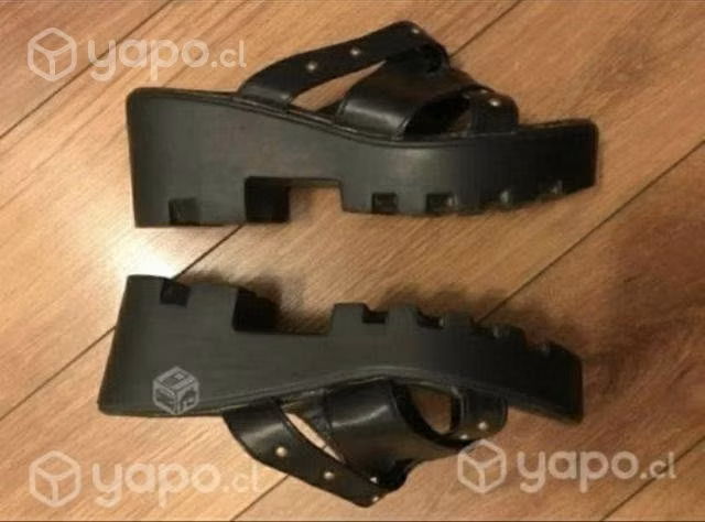 Chalas Negras con Plataforma zigzageada N* 35
