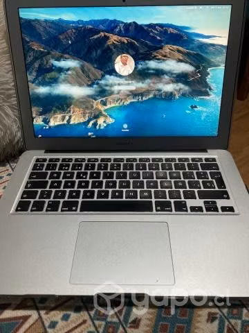MacBook Air 13 inch - Imagen 2