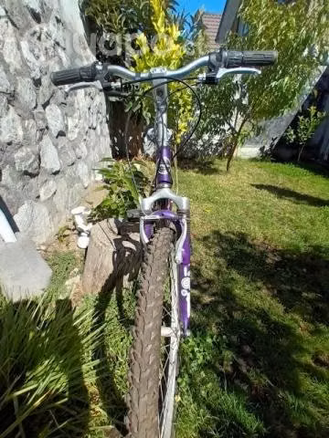 Como nueva bici Trek aro 20 niña - Imagen 5