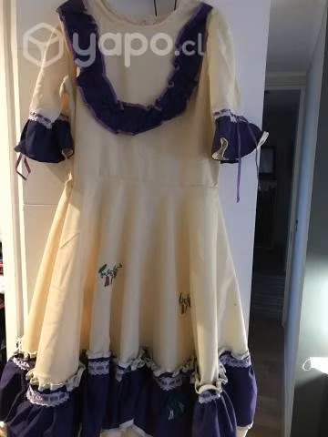 Vestido de huasa China talla s-m y falso