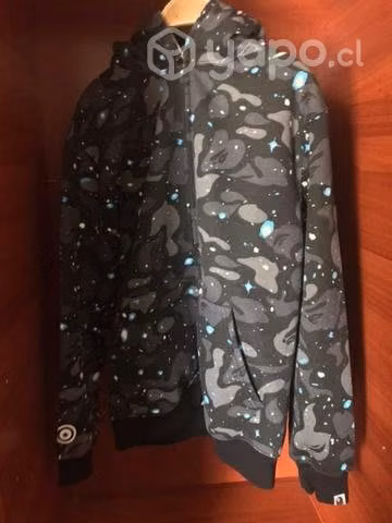 Poleron bape talla L nuevo 50k