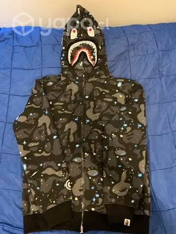 Poleron bape talla L nuevo 50k