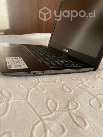 Notebook ASUS con accesorios - Imagen 5