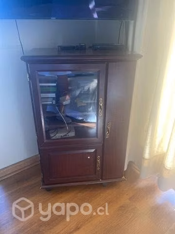 Mueble con ruedas