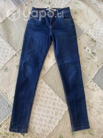 Jeans Americanino talla 36 elasticados