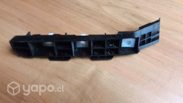 Mensula trasera hyundai i10 2011