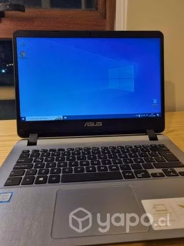 Notebook i3 8GB 240 SSD